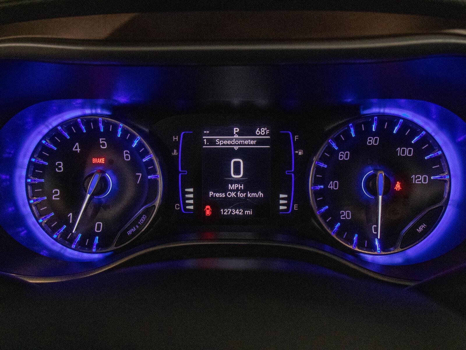 Used 2019 Chrysler Pacifica Touring-L image 14