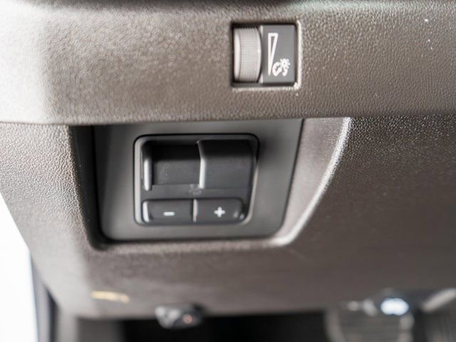 Used 2025 GMC Canyon Elevation image 19