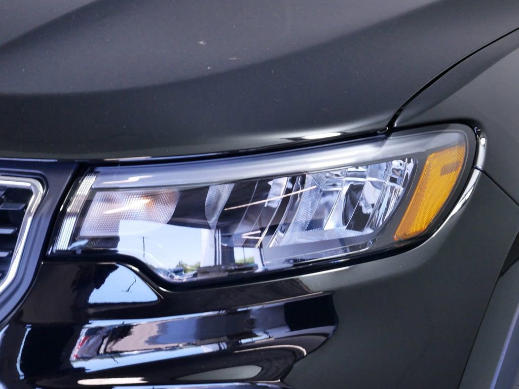 Used 2024 Jeep Compass Latitude image 17