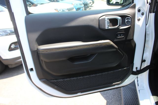 Used 2024 Jeep Wrangler Unlimited Sahara w/ Technology Group AWD/4WD image 20