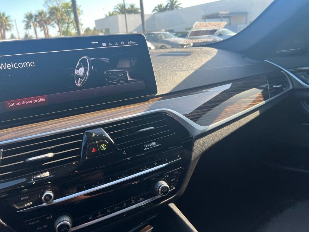 Certified 2023 BMW 540i w/ Premium Package RWD image 13