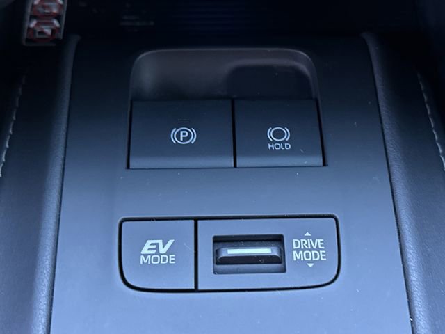 Certified 2024 Toyota Venza Nightshade image 21