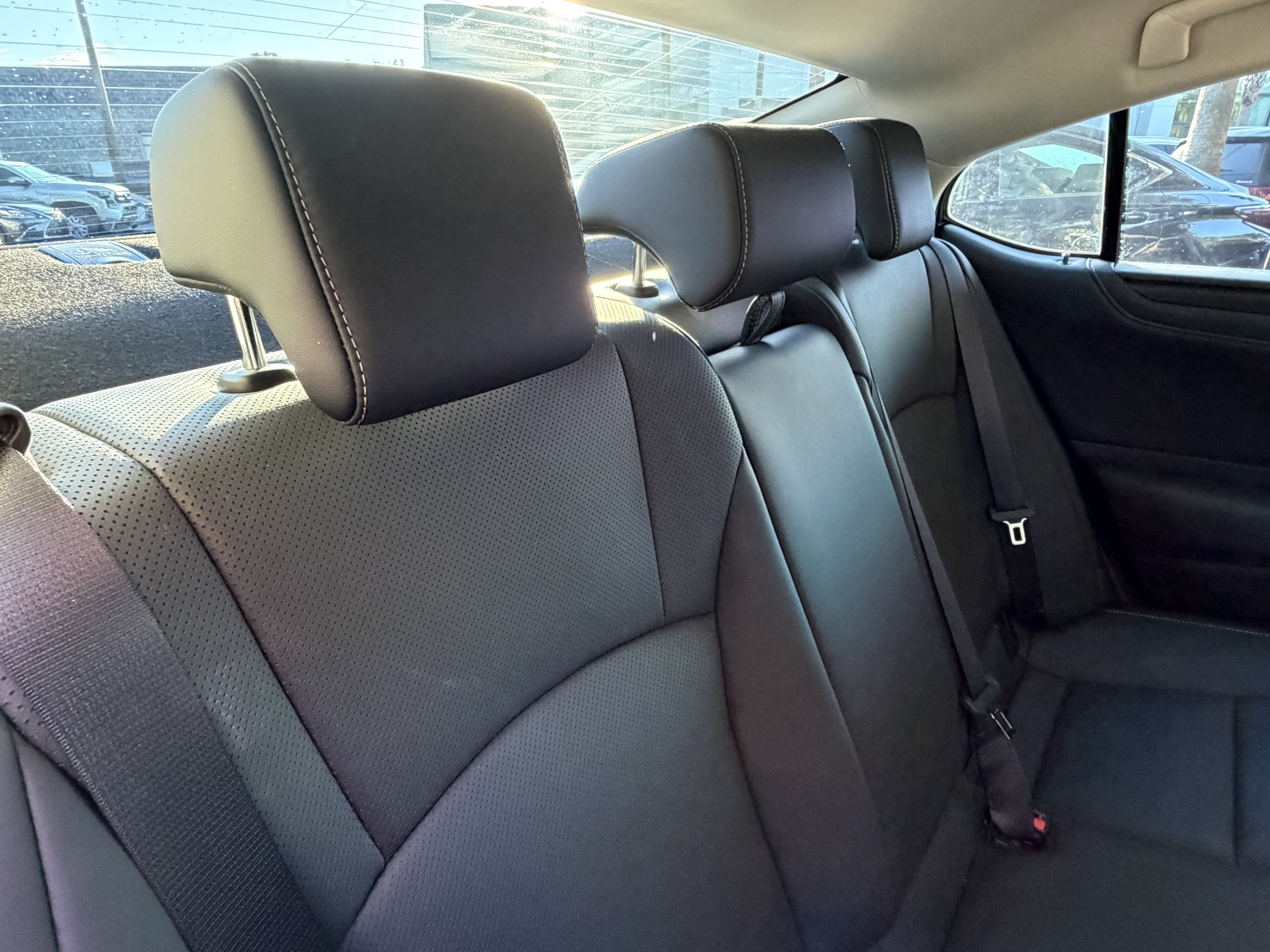 Certified 2025 Lexus ES 350 w/ Premium Package FWD image 38