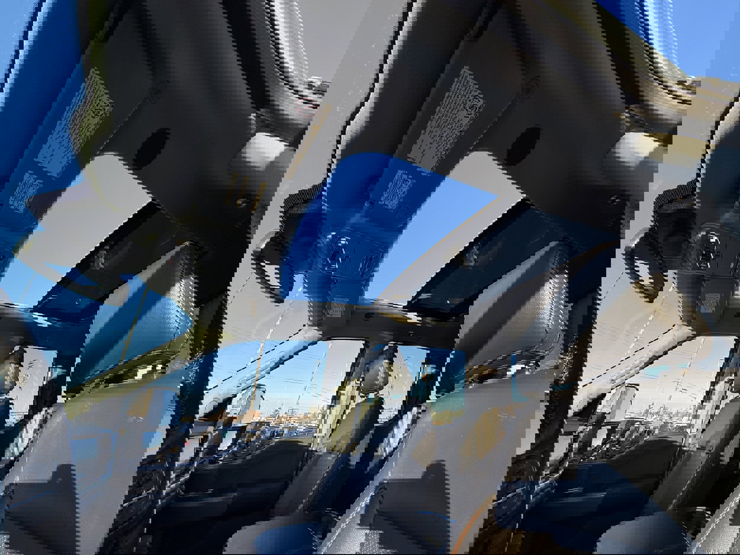 Used 2025 Ford F250 Lariat w/ Black Appearance Package image 14