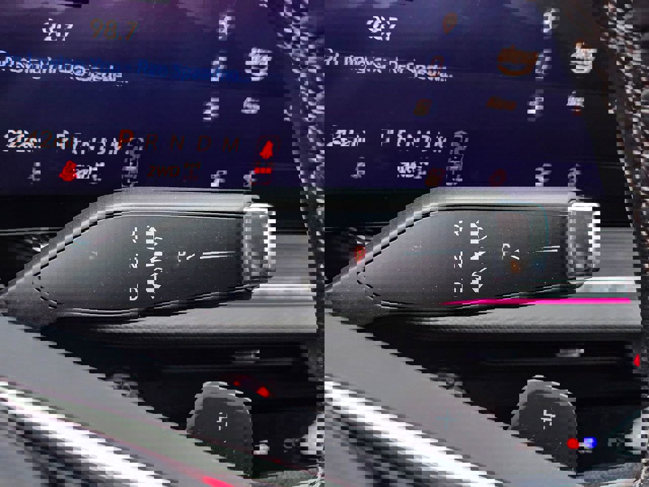 Used 2024 Buick Envision Preferred image 22