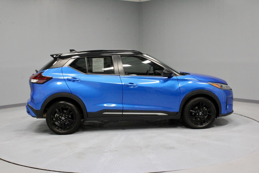 Certified 2023 Nissan Kicks SR w/ SR Premium Package FWD image 8