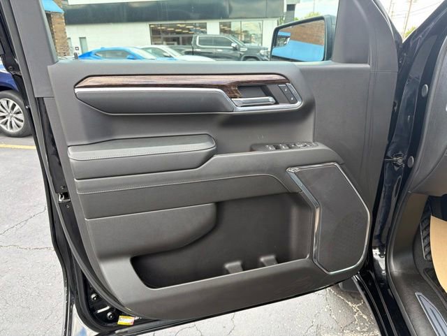 Used 2024 GMC Sierra 1500 Elevation AWD/4WD image 11