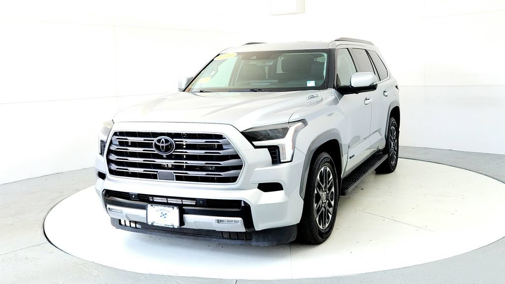 Used 2023 Toyota Sequoia Limited AWD/4WD image 2