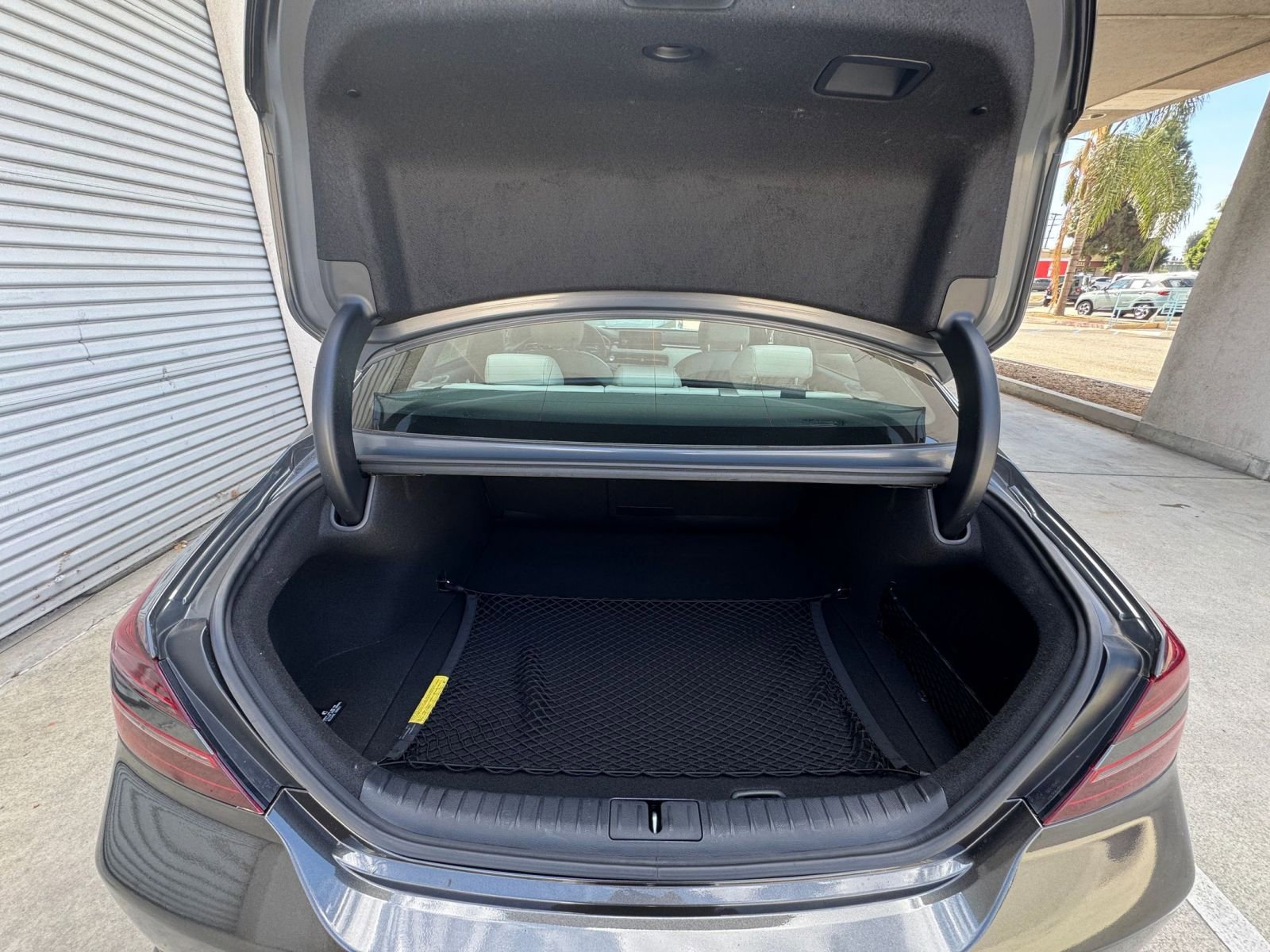 Used 2025 Genesis G70 2.5T image 31