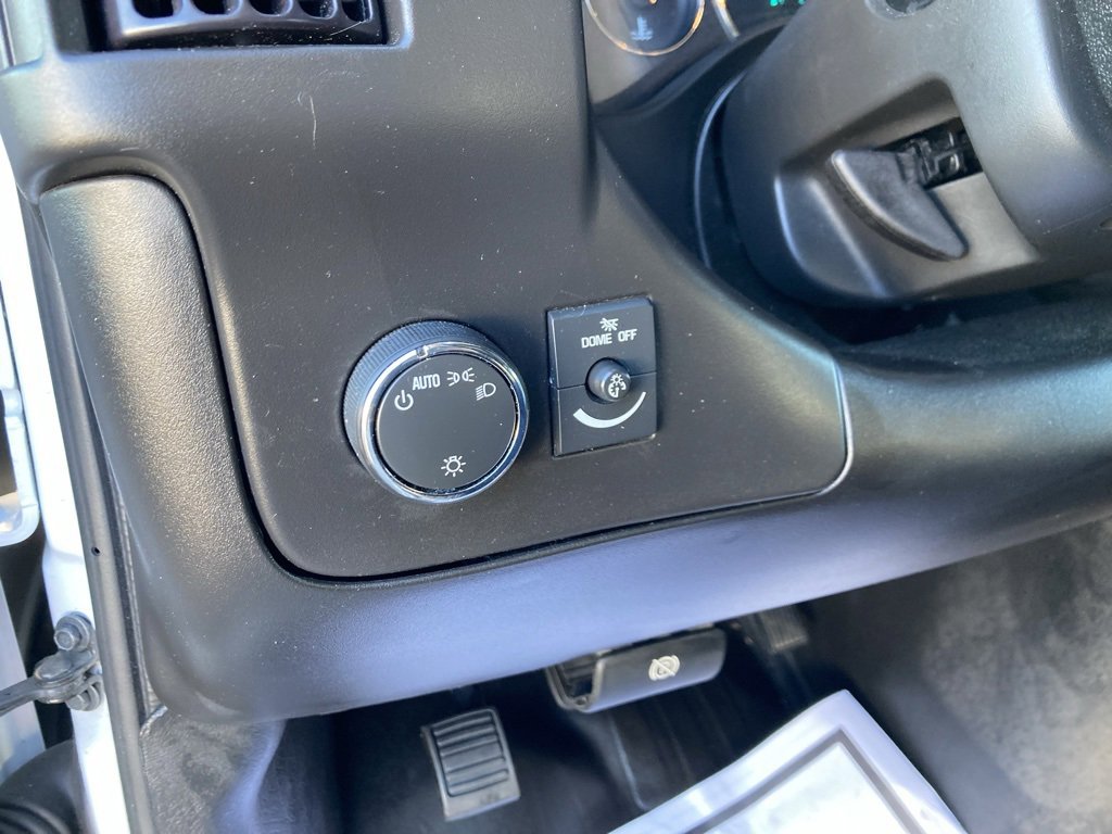 Used 2024 Chevrolet Express 2500 w/ Driver Convenience Package image 15