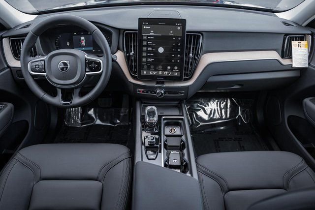 New 2026 Volvo XC60 B5 Plus w/ Protection Package Premier image 21