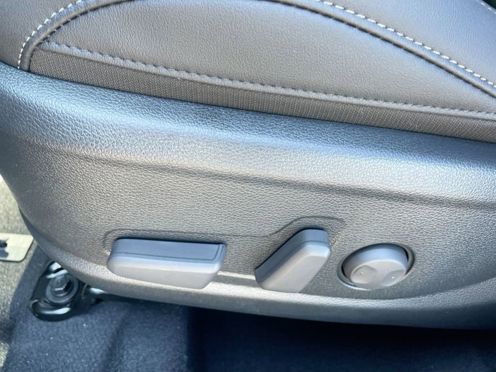 Used 2026 Kia Seltos EX w/ EX Sunroof Package image 40