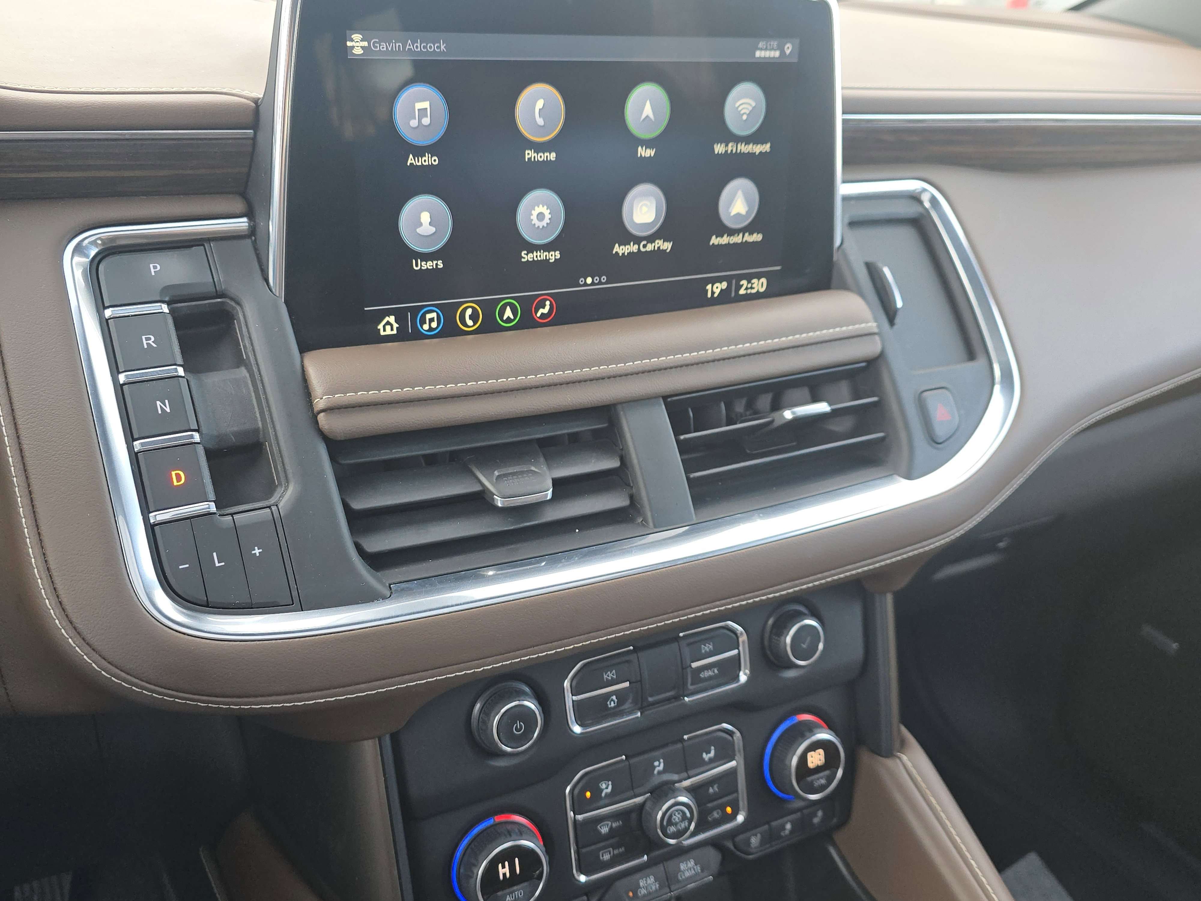 Used 2021 Chevrolet Suburban High Country image 31