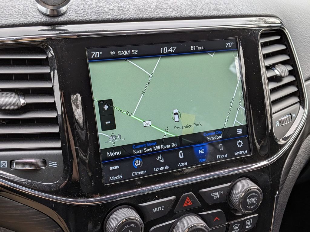 Used 2022 Jeep Grand Cherokee Laredo X image 17