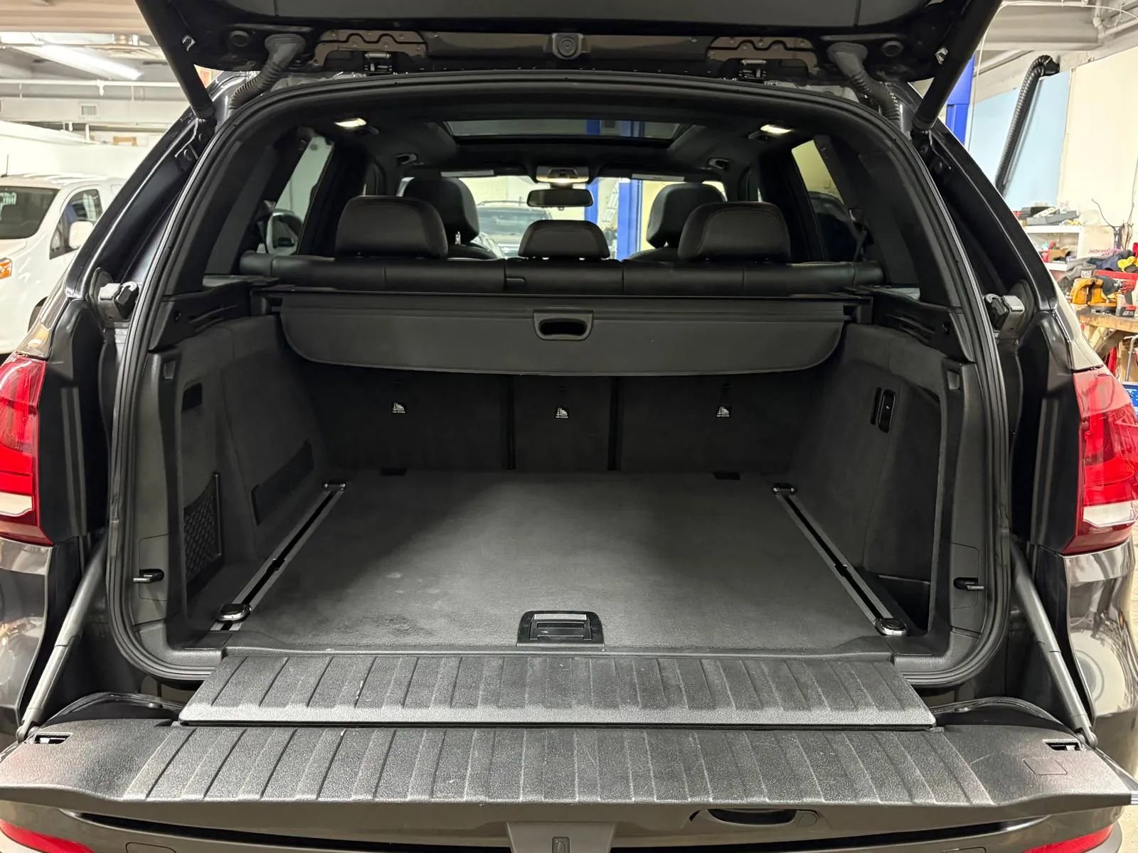 Used 2017 BMW X5 xDrive35i AWD/4WD image 9
