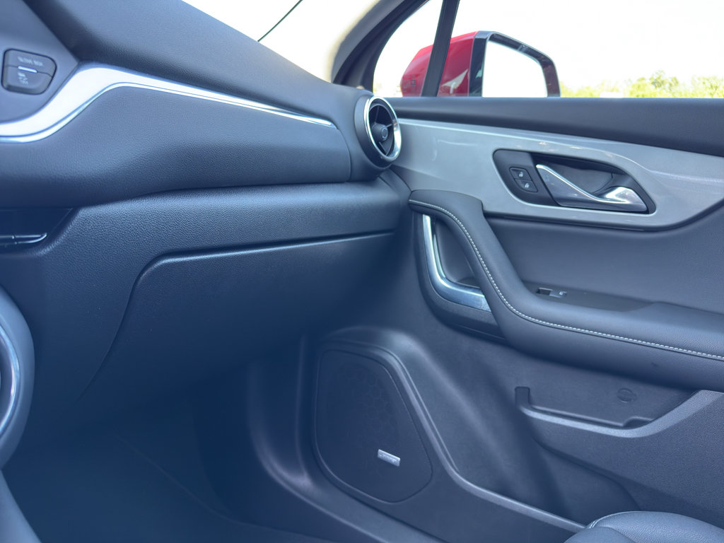 Used 2023 Chevrolet Blazer LT w/ Sound & Technology Package FWD image 16