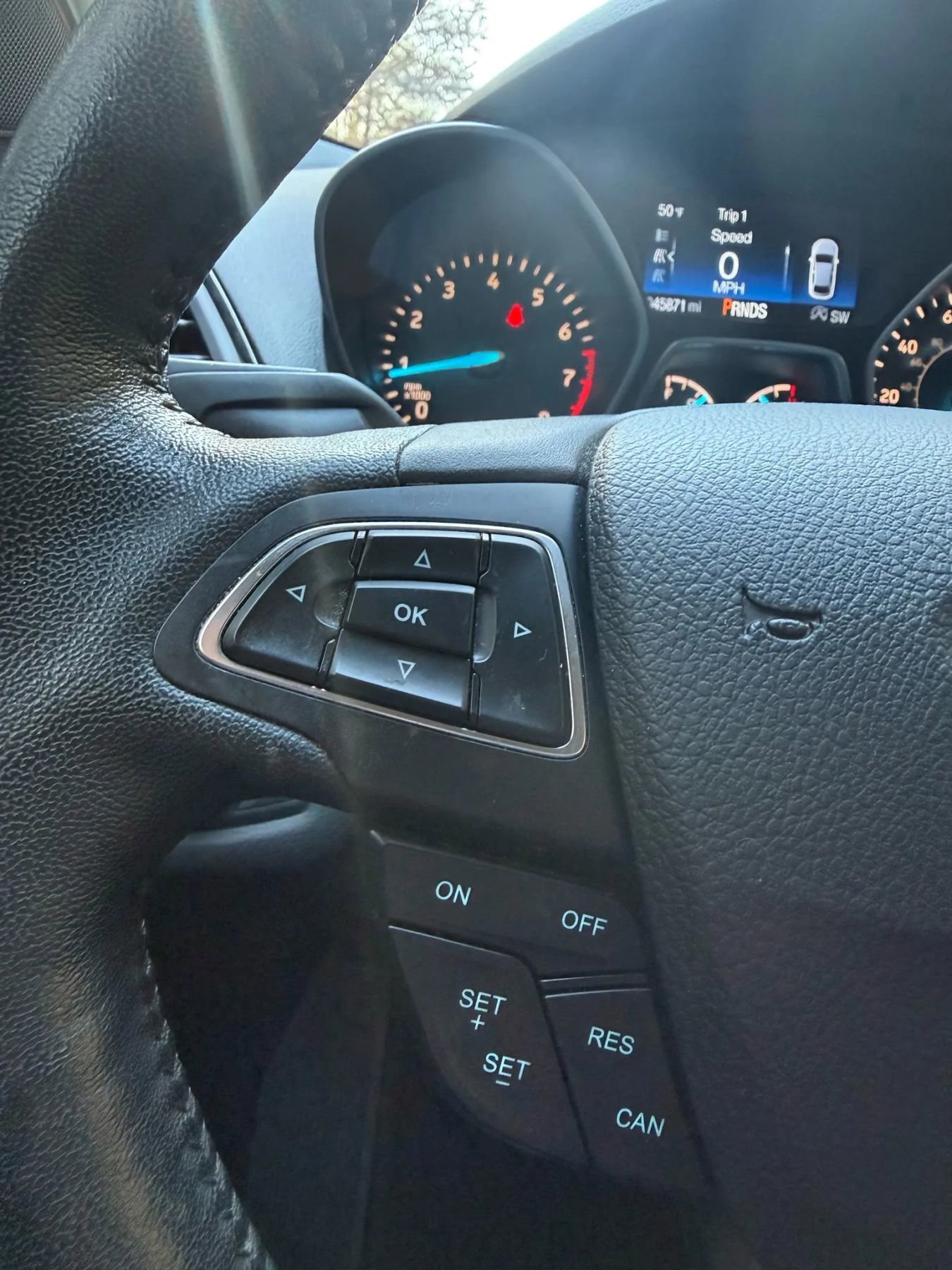 Used 2018 Ford Escape SEL image 18