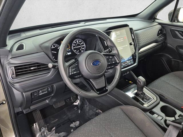 Used 2025 Subaru Forester Premium AWD/4WD image 10