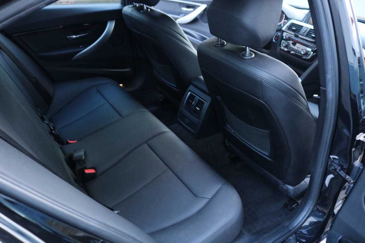 Used 2016 BMW 328i Sedan image 18