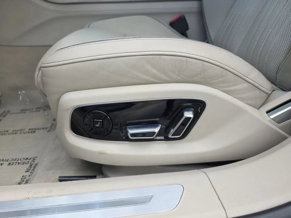 Used 2019 Audi A8 L 3.0T w/ Luxury Package AWD/4WD image 16