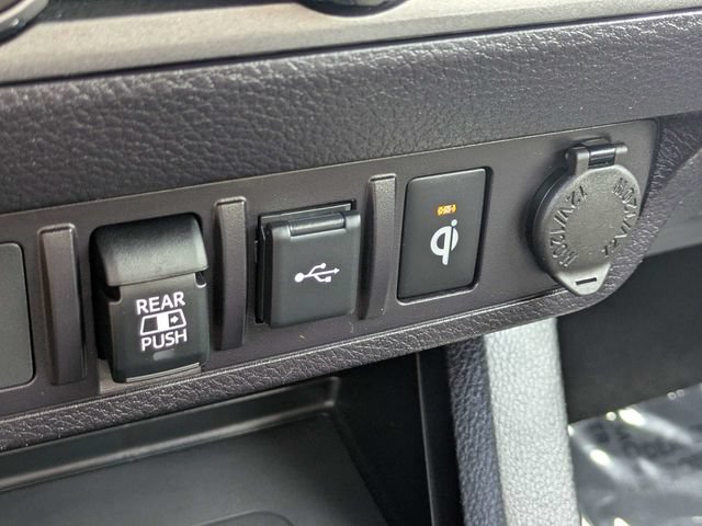 Used 2021 Toyota Tacoma TRD Sport AWD/4WD image 21
