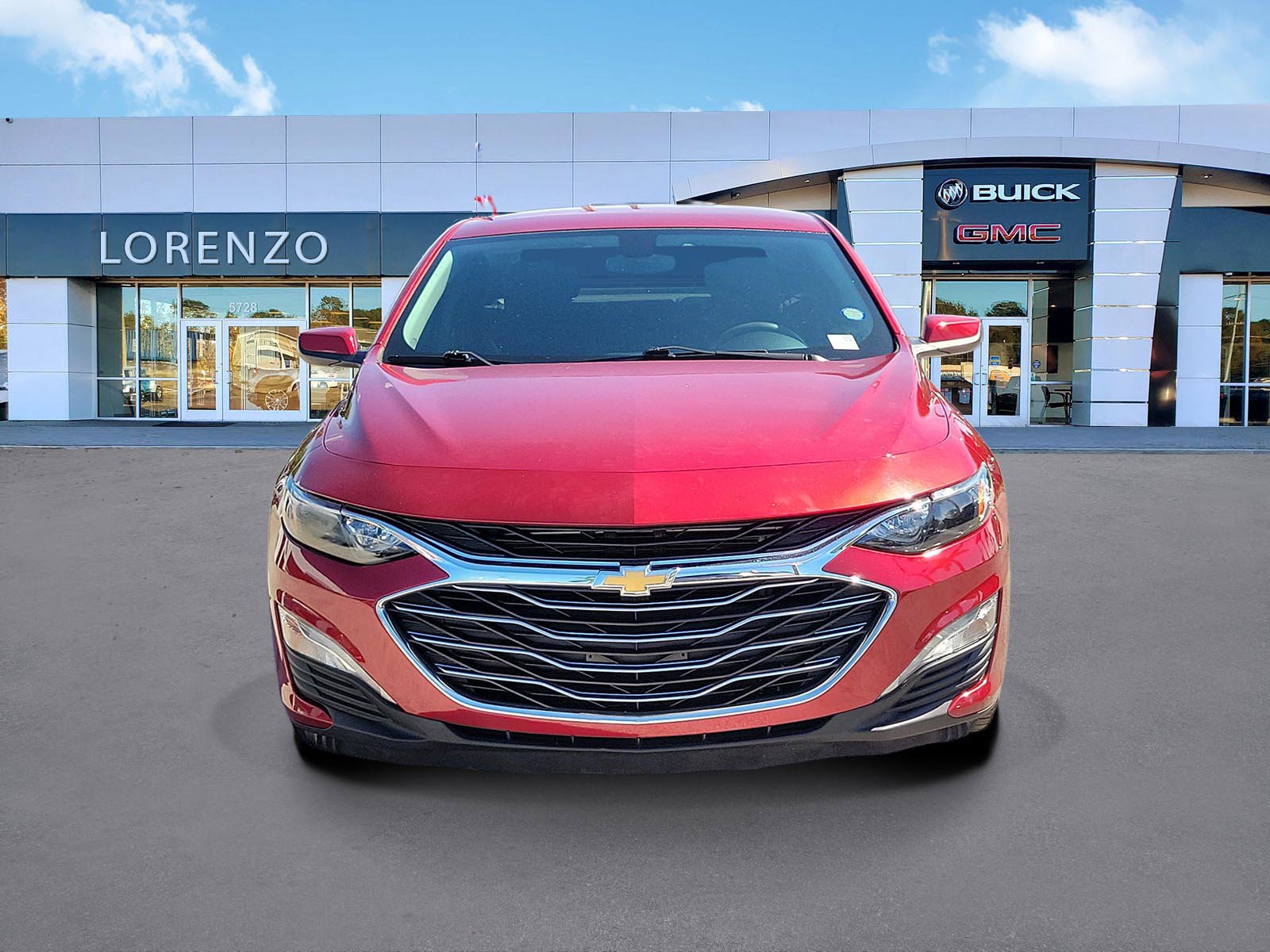 Used 2021 Chevrolet Malibu LT FWD image 2