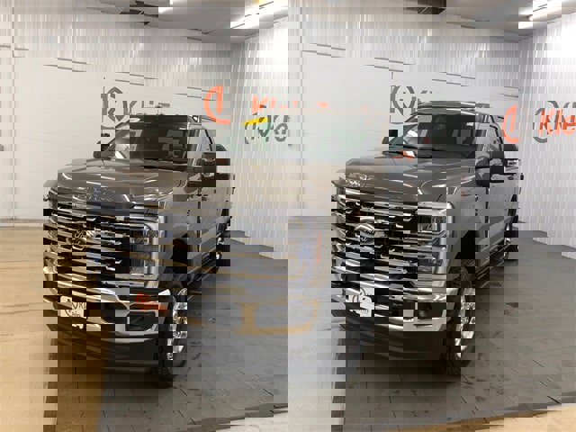 New 2026 Ford F250 4x4 Crew Cab Super Duty image 3