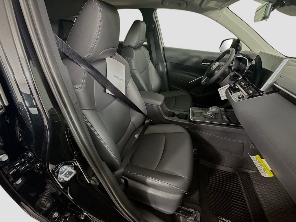 New 2026 Toyota Corolla Cross XLE image 18