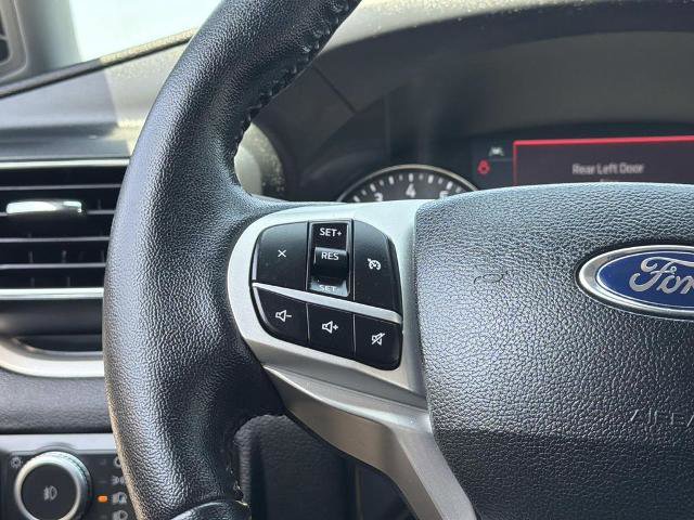 Certified 2022 Ford Explorer XLT w/ Equipment Group 202A image 11
