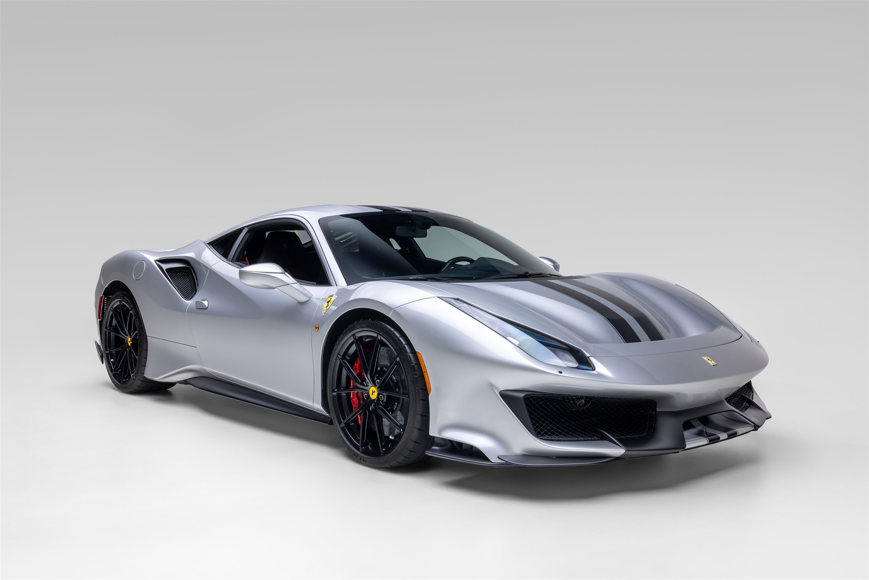 Certified 2020 Ferrari 488 Pista Coupe RWD image 13