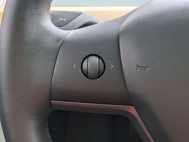 Used 2020 Tesla Model 3 Long Range AWD/4WD image 23