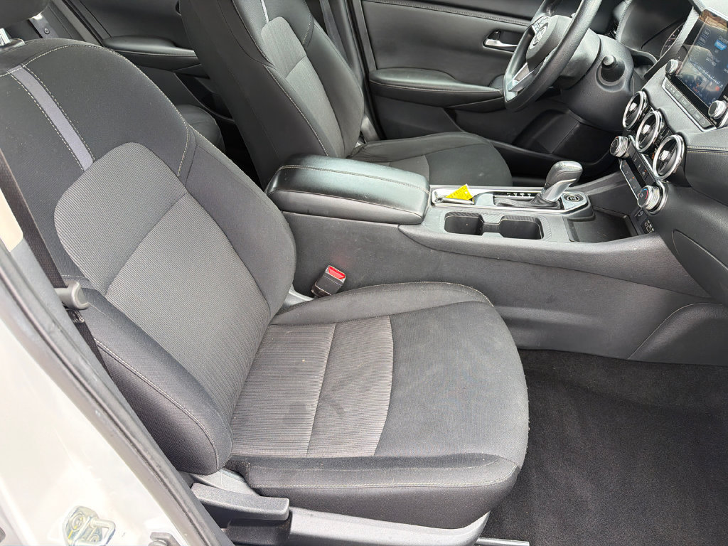 Used 2024 Nissan Sentra SV FWD image 13