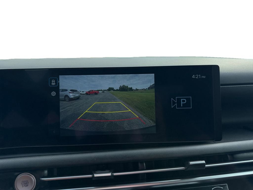 Certified 2025 Hyundai Santa Cruz SE FWD image 18