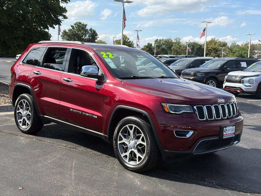 Used 2022 Jeep Grand Cherokee Limited w/ Tech Group AWD/4WD image 3