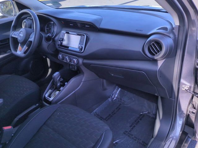 Used 2022 Nissan Kicks S image 33