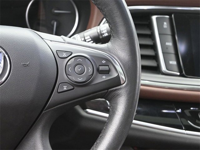 Used 2021 Buick Enclave Avenir w/ Avenir Technology Package image 31