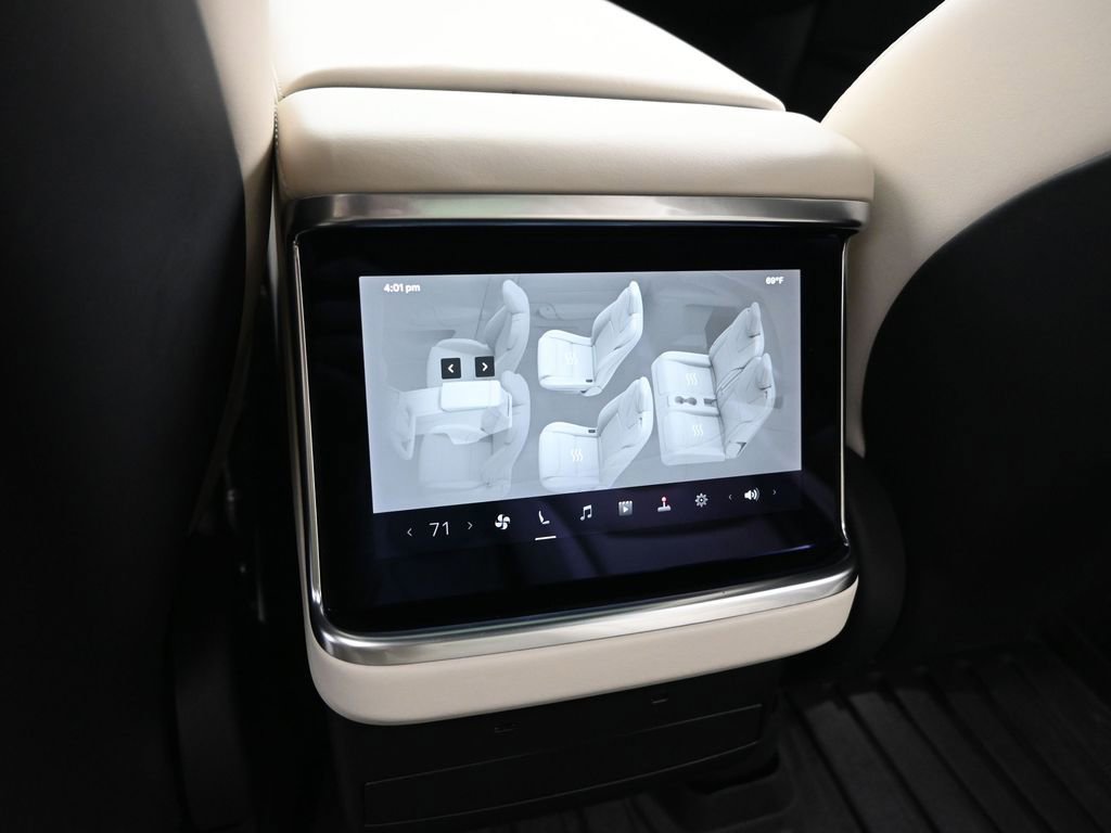 Used 2023 Tesla Model X Plaid image 34