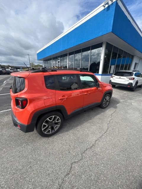 Used 2016 Jeep Renegade Latitude FWD image 67