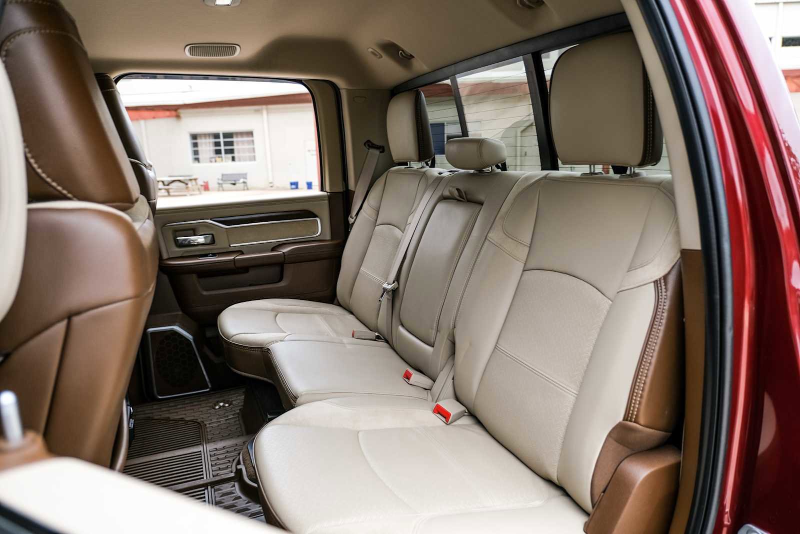 Used 2022 RAM 2500 Laramie AWD/4WD image 43