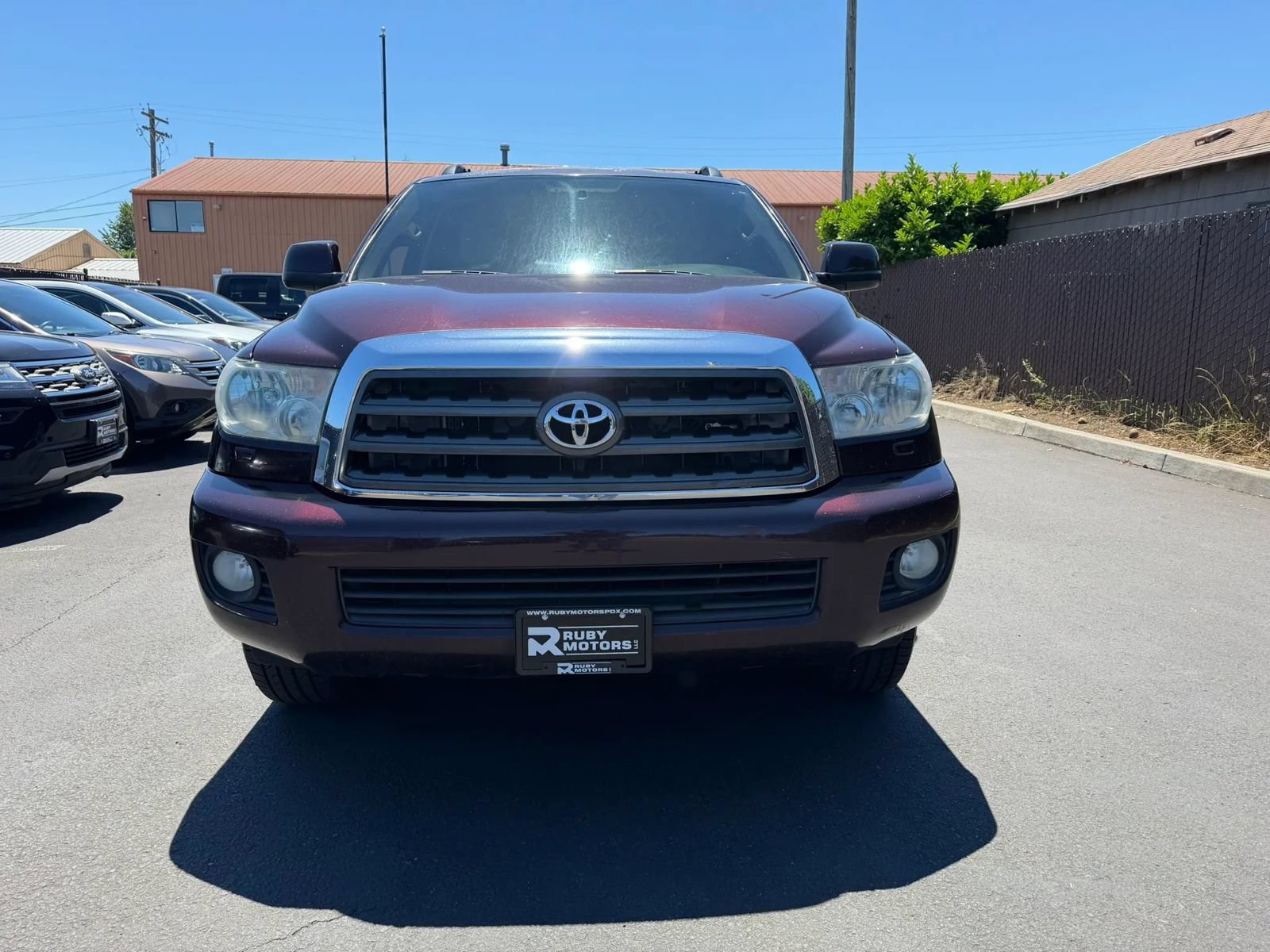 Used 2013 Toyota Sequoia SR5 AWD/4WD image 2
