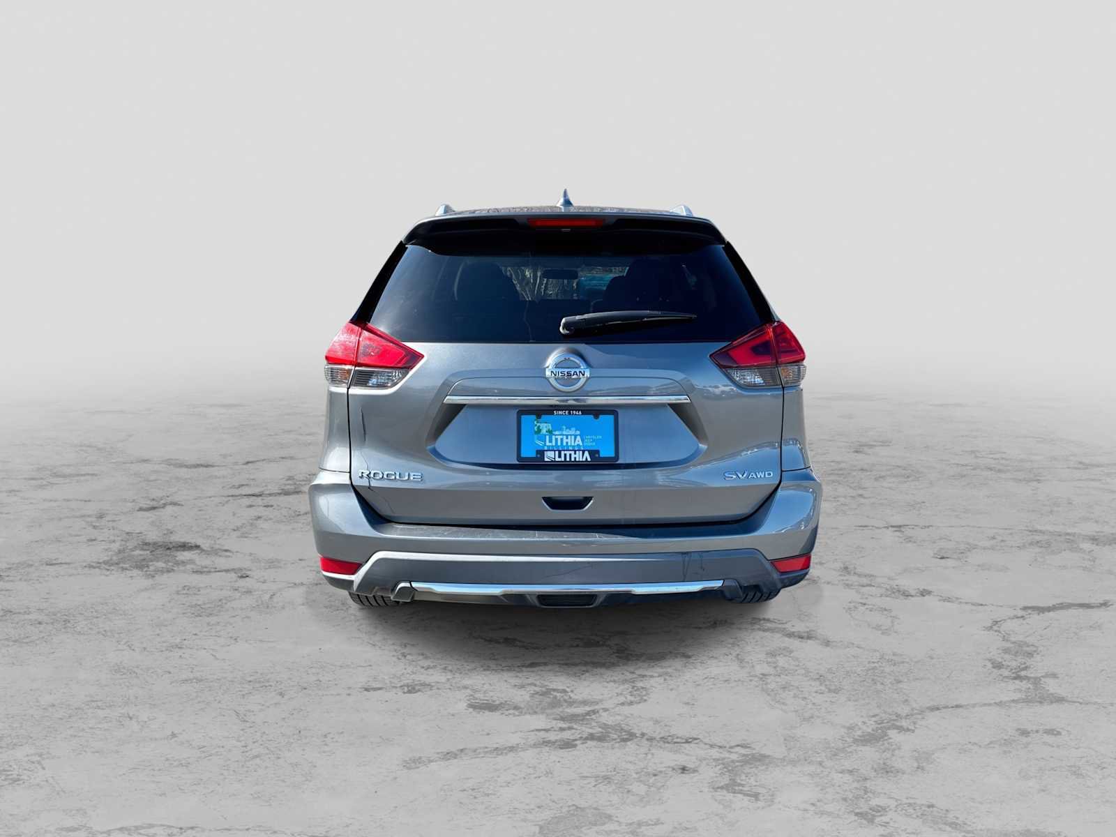 Used 2017 Nissan Rogue SV AWD/4WD image 7