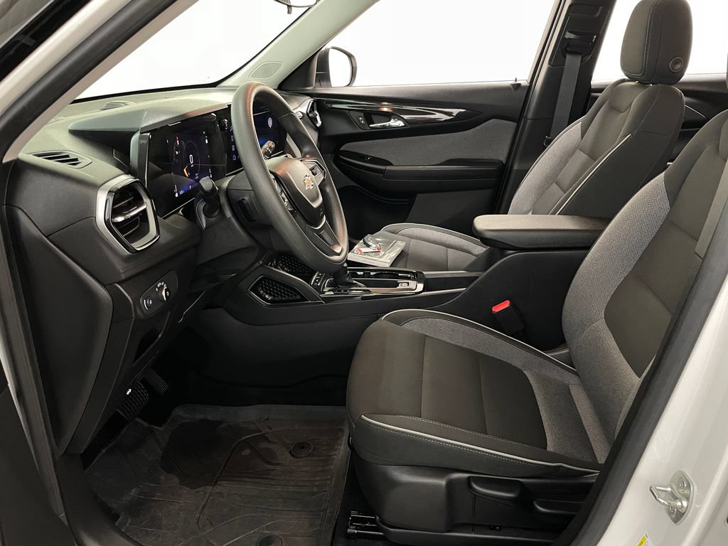 Certified 2024 Chevrolet TrailBlazer LS w/ LS Convenience Package FWD image 7