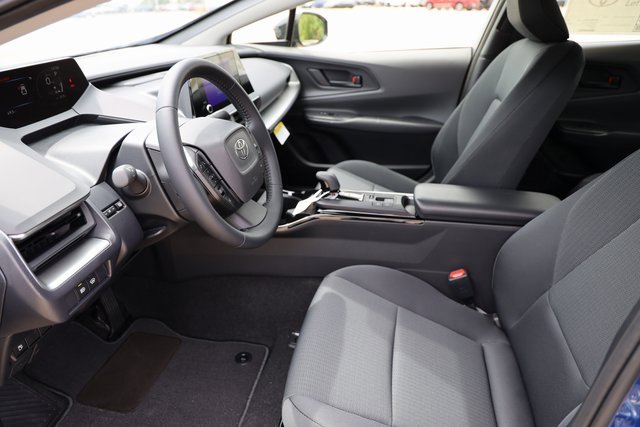 New 2026 Toyota Prius LE image 10