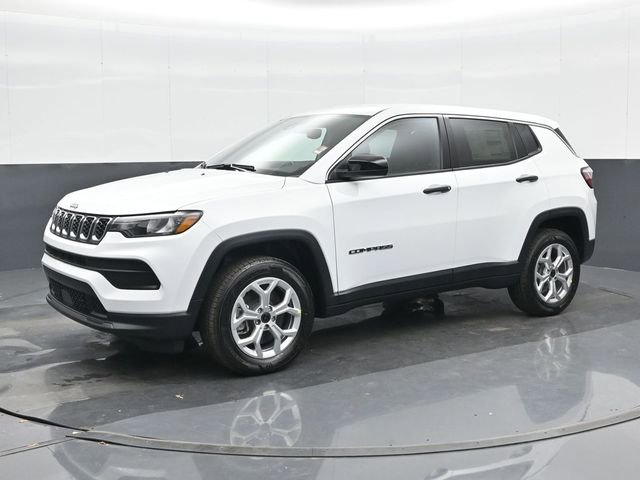 Used 2025 Jeep Compass Sport image 1