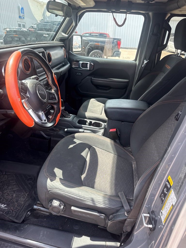 Used 2021 Jeep Gladiator Mojave w/ Trailer Tow Package AWD/4WD image 4