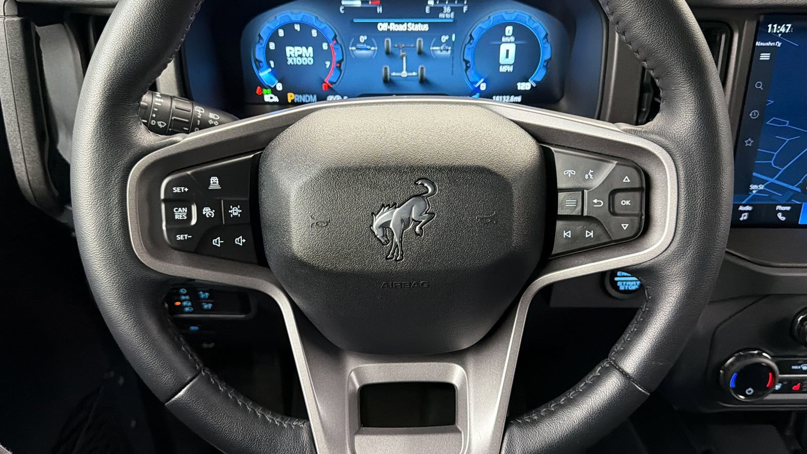 Used 2025 Ford Bronco Badlands image 24