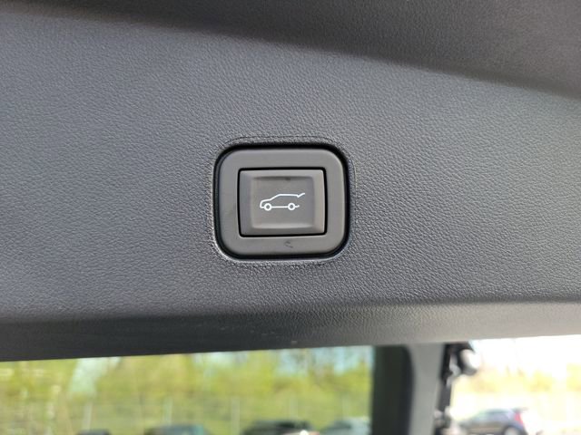 New 2026 Cadillac Lyriq Sport w/ LPO, Floor Liner Package image 27