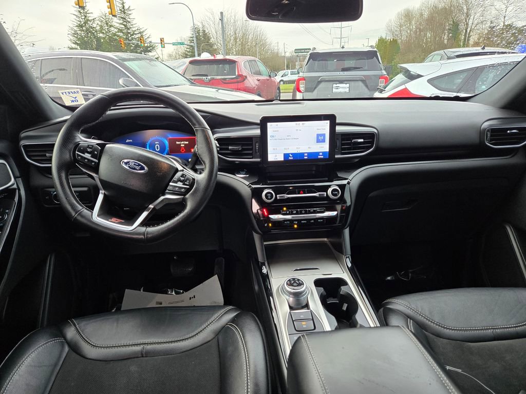 Used 2022 Ford Explorer ST w/ ST High-Performance Pack image 11