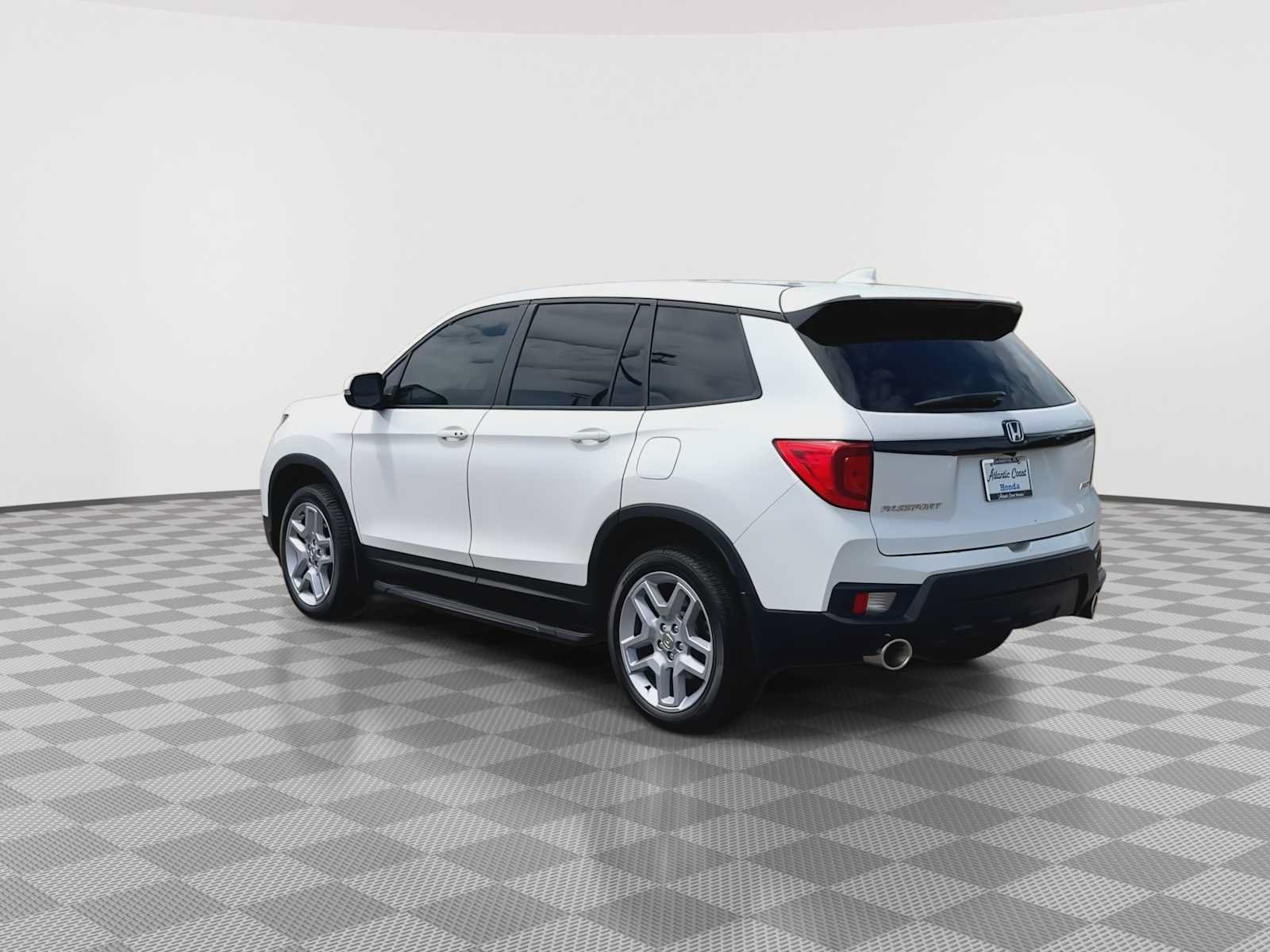 Certified 2024 Honda Passport EX-L image 6