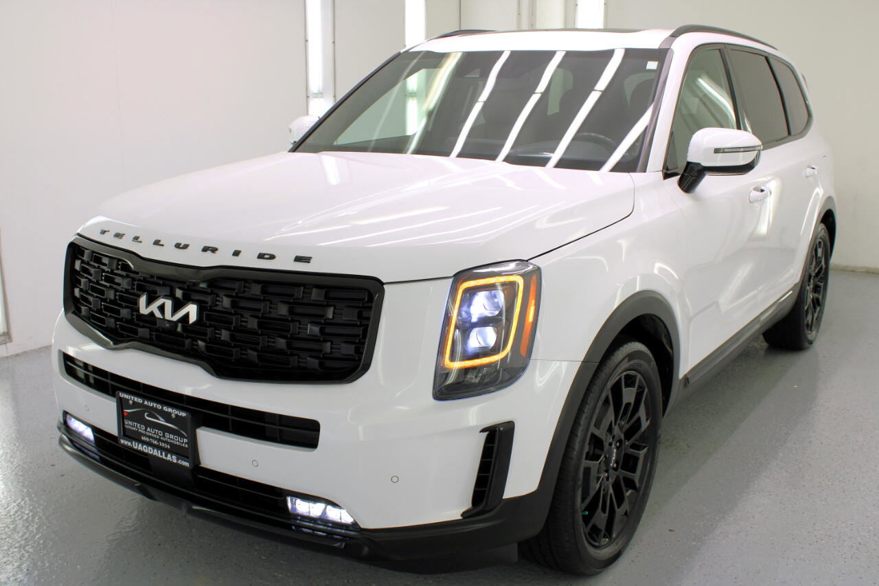 Used 2022 Kia Telluride SX w/ SX Prestige Package image 4
